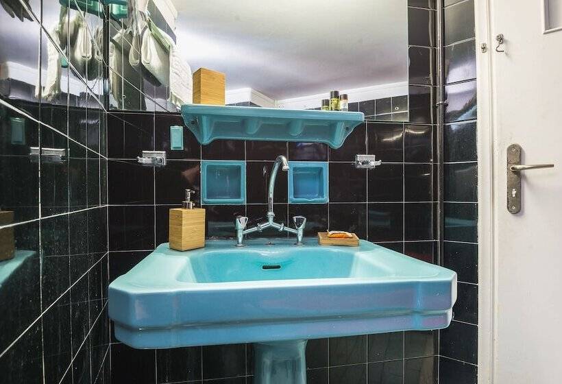 Super Paradise Apartments