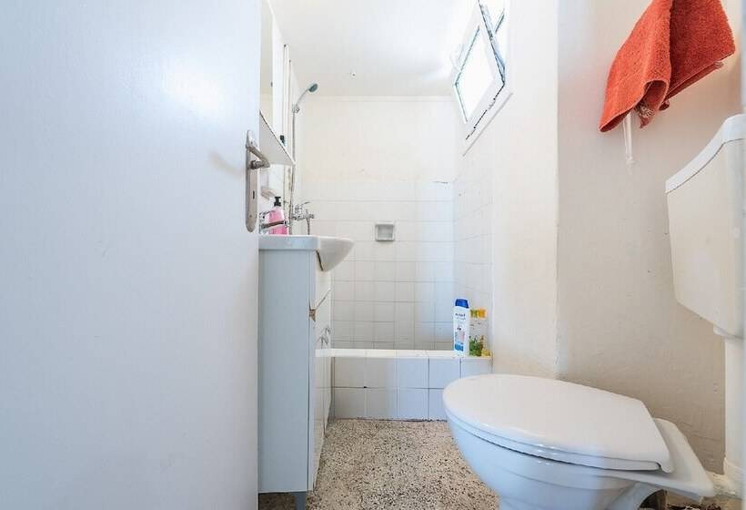 Super Paradise Apartments