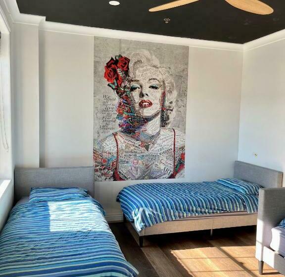 Mad Monkey Hostel Coogee Beach