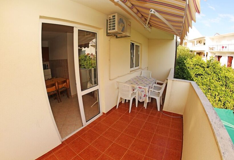 Apartments And Rooms Zvjezdana