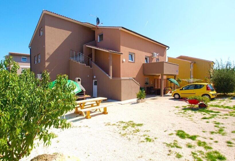 Apartments Biljana 1480