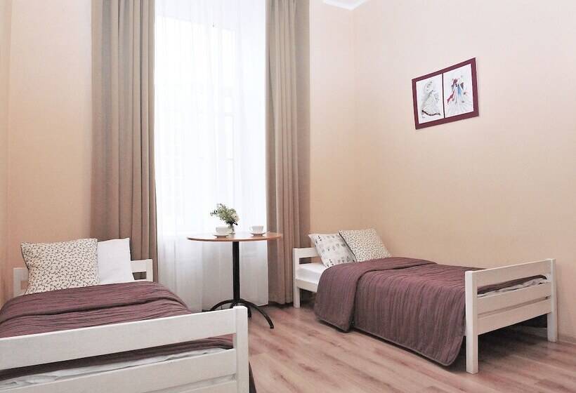 Ave Peter Hostel