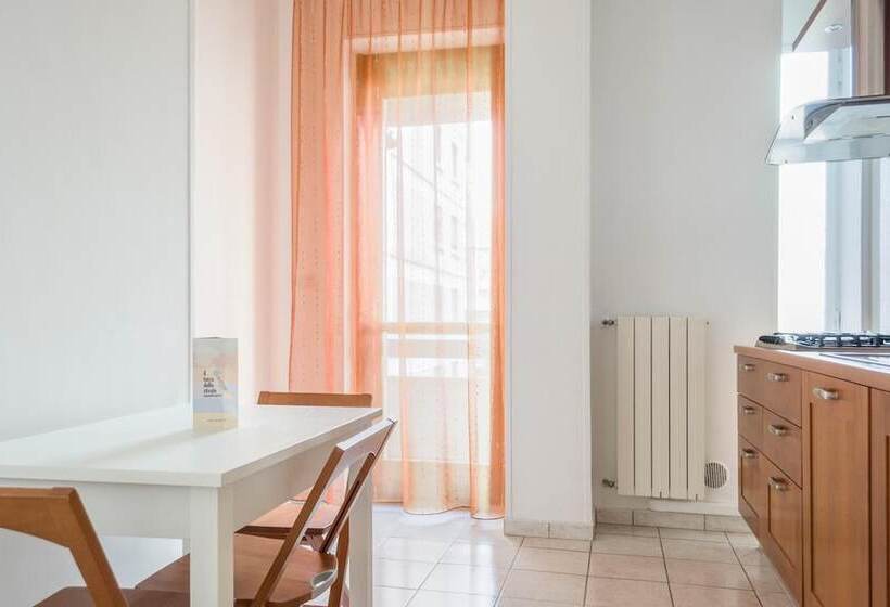 تختخواب و صبحانه Il Tacco Dello Stivale