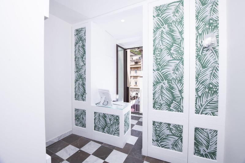 ベッドアンドブレックファースト La Bambagina