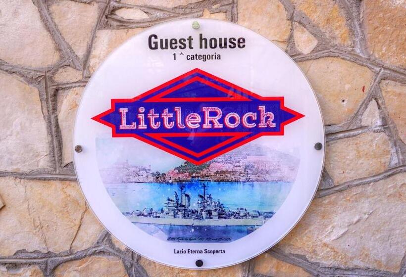 مبيت وإفطار Little Rock Guest House