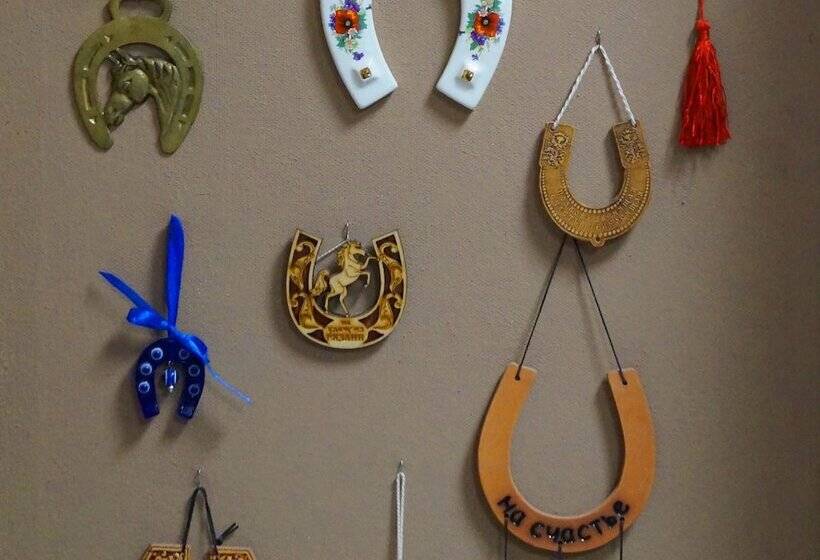 تختخواب و صبحانه Podkova Omsk