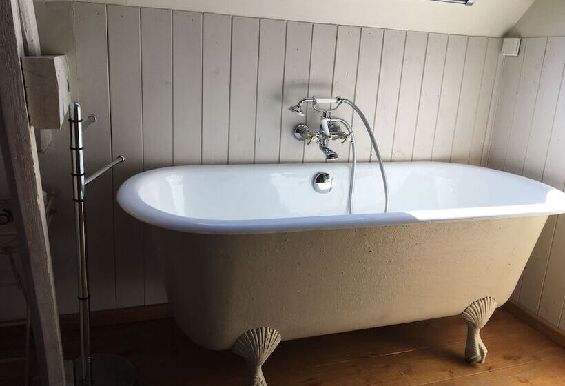 Bed and Breakfast T Wolvennest