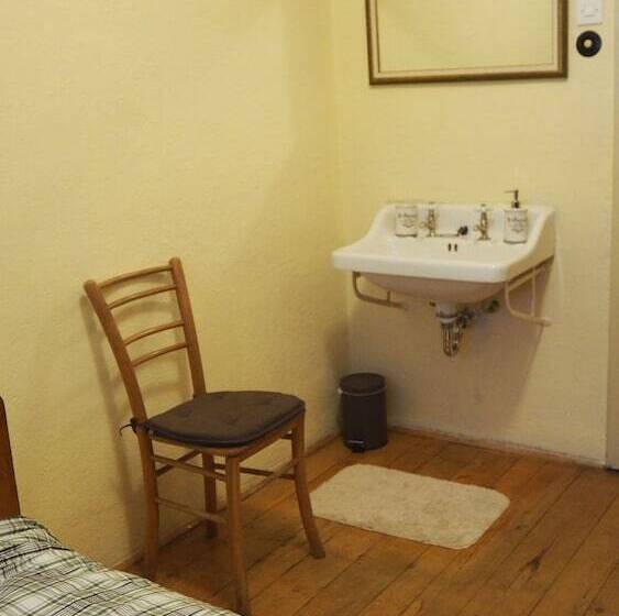 تختخواب و صبحانه Vila Koman Jezersko