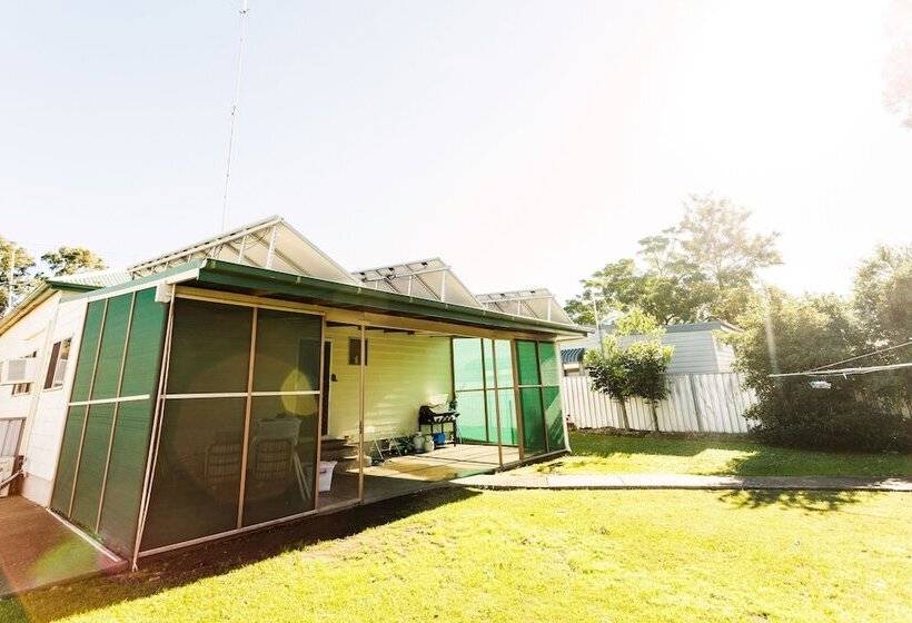 Coal D  Vine Cottage   Cessnock Nsw