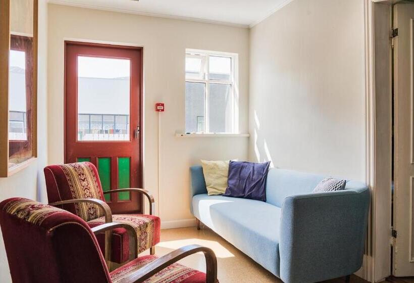 Hafaldan Hi Hostel, Old Hospital Building