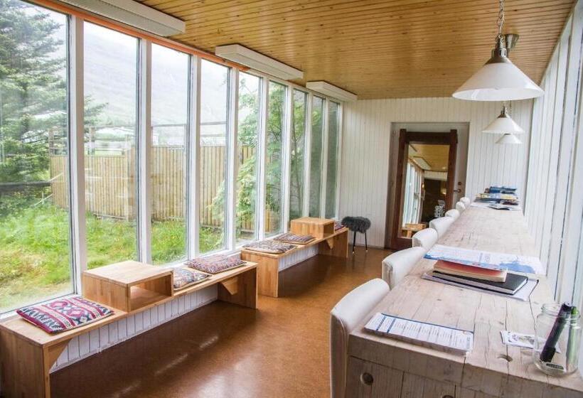 Hafaldan Hi Hostel, Old Hospital Building