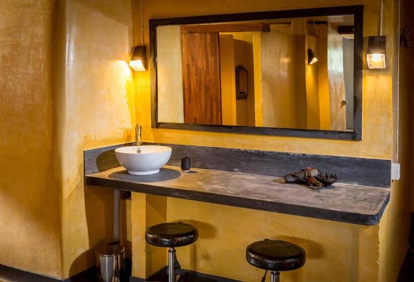 Hafaldan Hi Hostel, Old Hospital Building