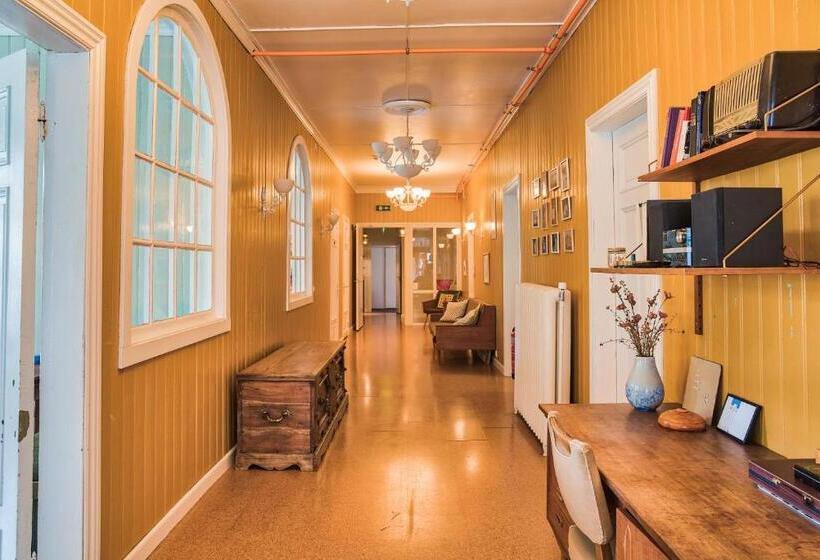 Hafaldan Hi Hostel, Old Hospital Building