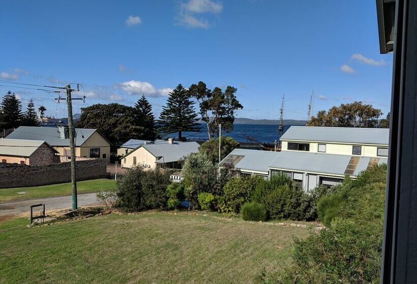 Hanover Bay Apartments