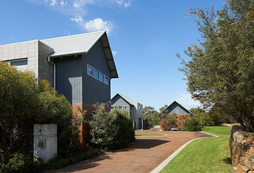 Hanover Bay Apartments