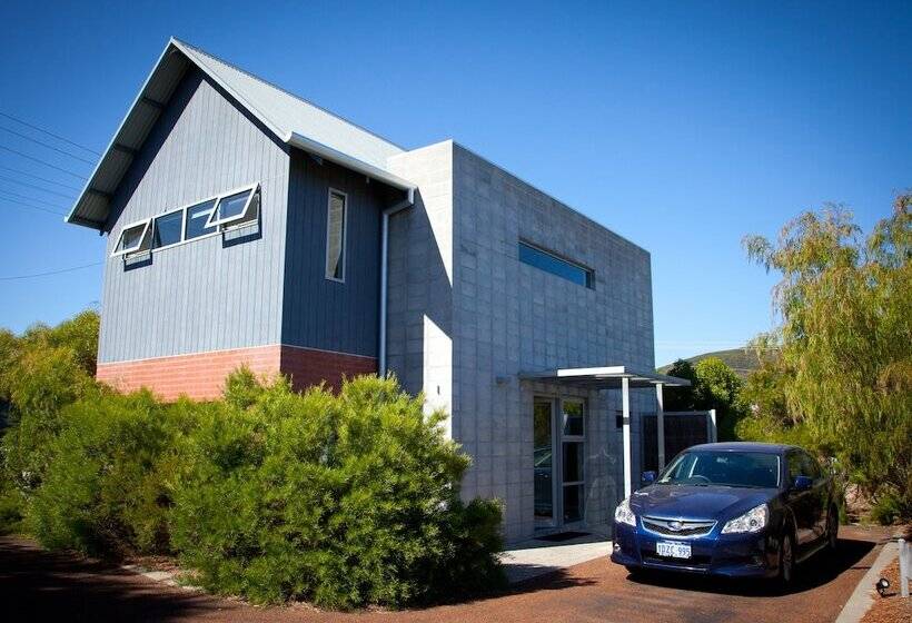 Hanover Bay Apartments