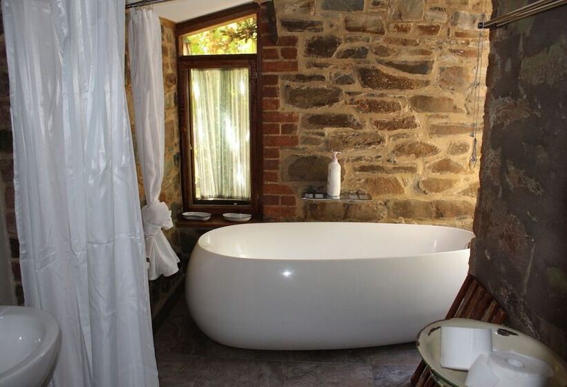 Hillside Cottage