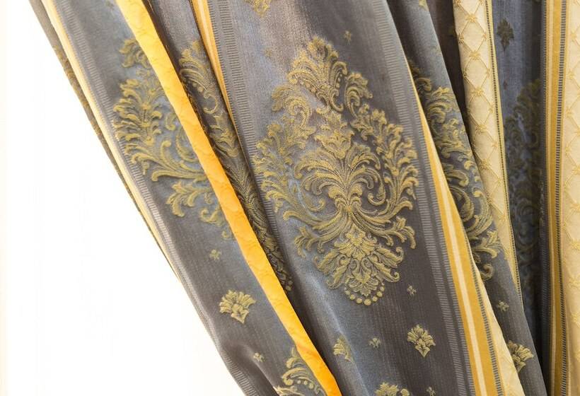 Хостел Calabrisella