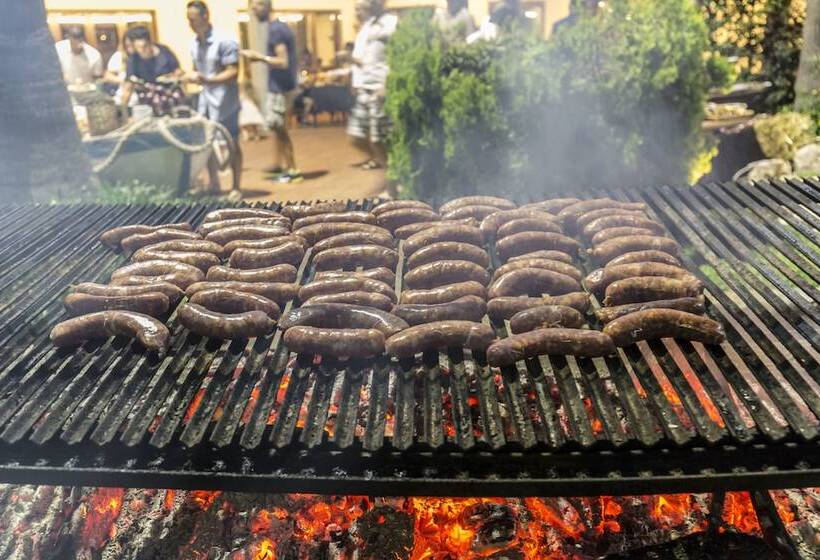 Хостел Calabrisella