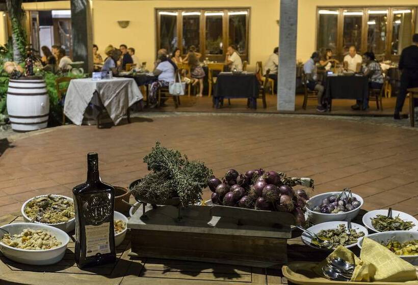 Хостел Calabrisella