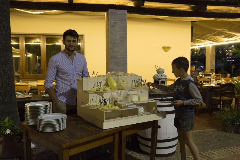 Хостел Calabrisella