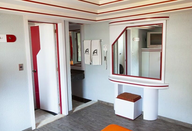 Отель Ancona   Adults Only