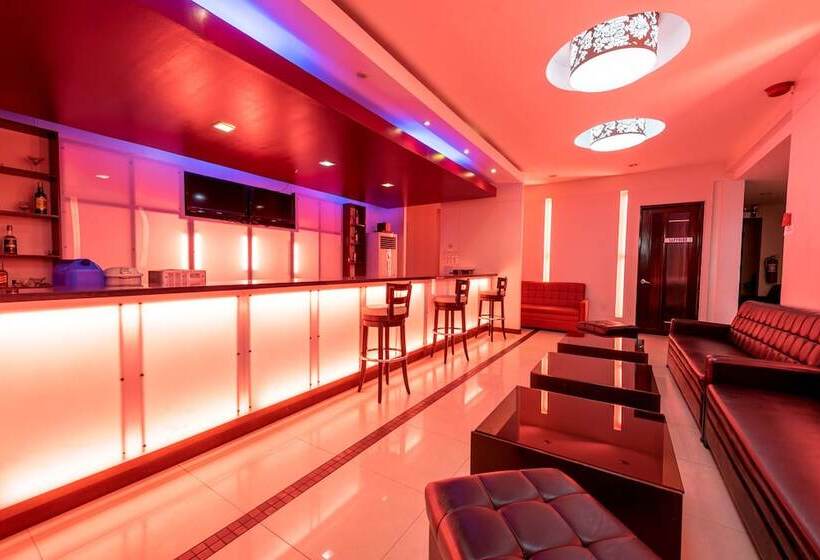 هتل Capital O 176 Bliss