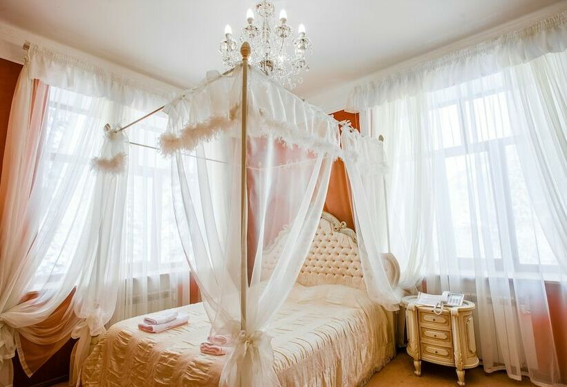 호텔 Dombay Palace