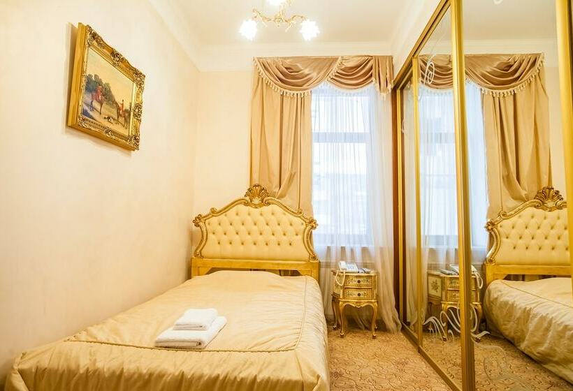 호텔 Dombay Palace