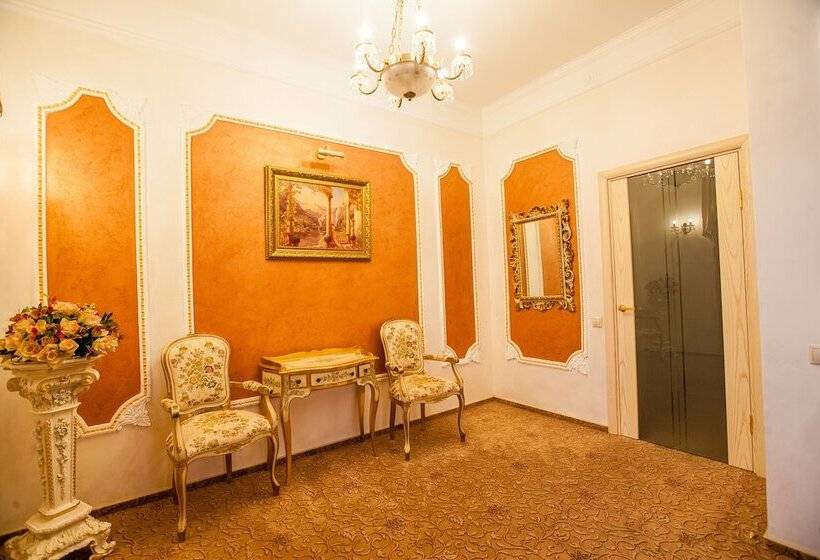 호텔 Dombay Palace