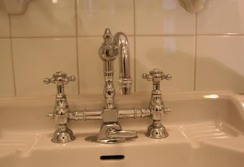 בית מלון כפרי Goldener Löwe