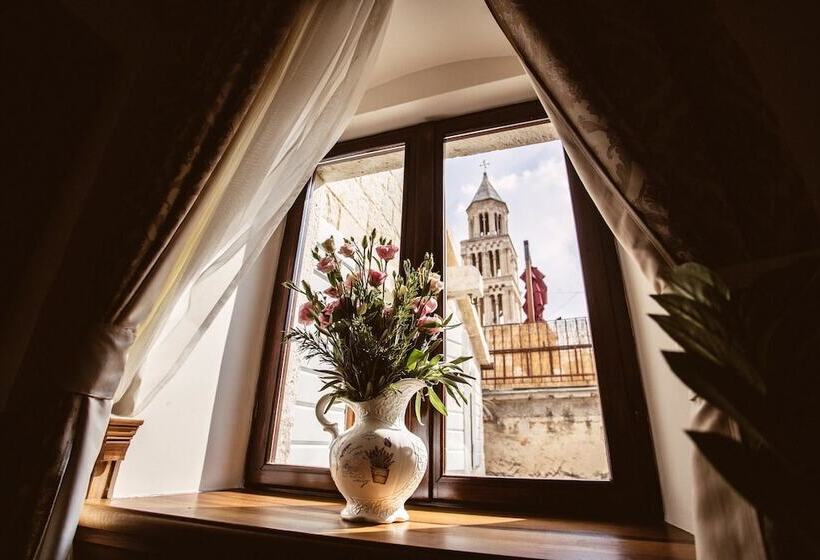 Heritage Hotel Cardo