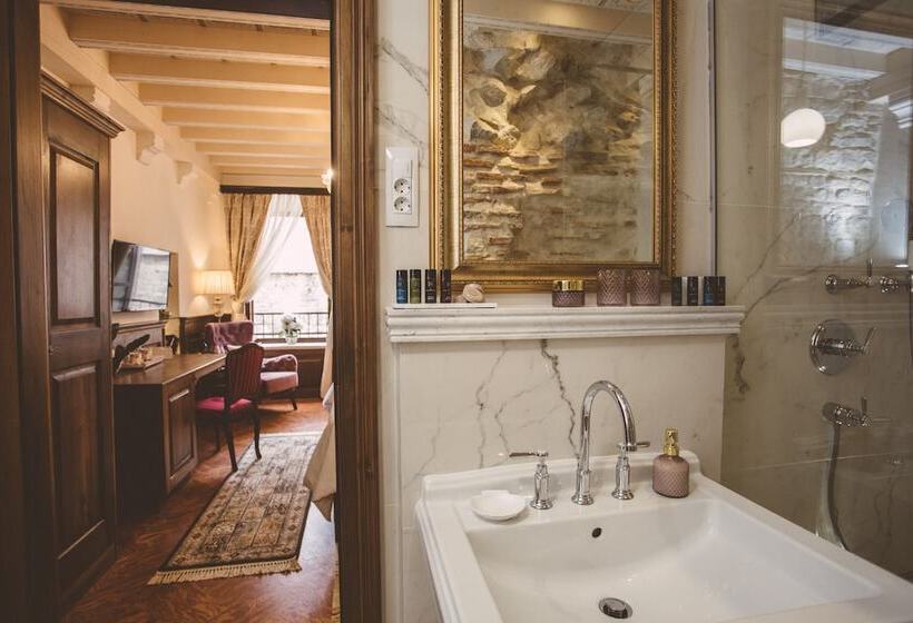 Heritage Hotel Cardo