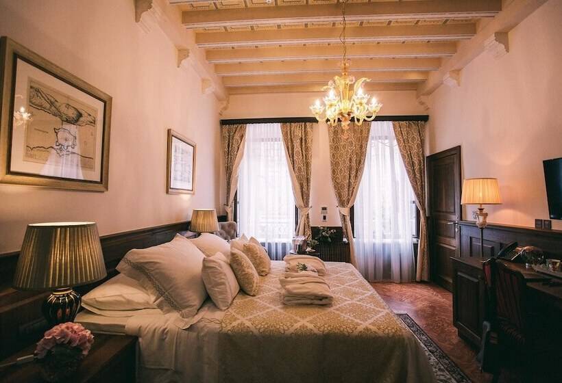 Heritage Hotel Cardo