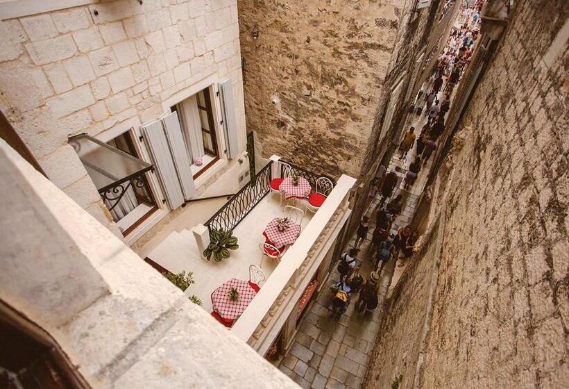 Heritage Hotel Cardo