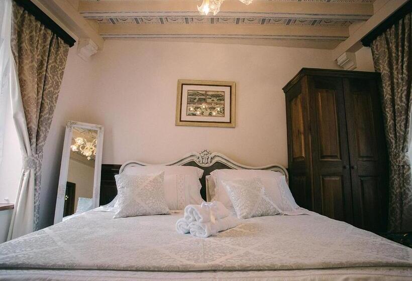 Heritage Hotel Cardo