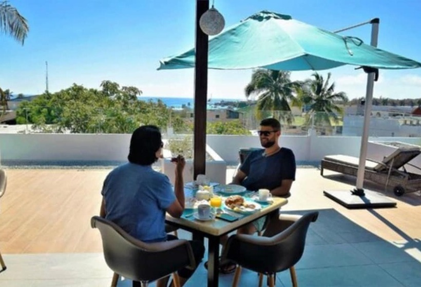 هتل Ikala Galapagos