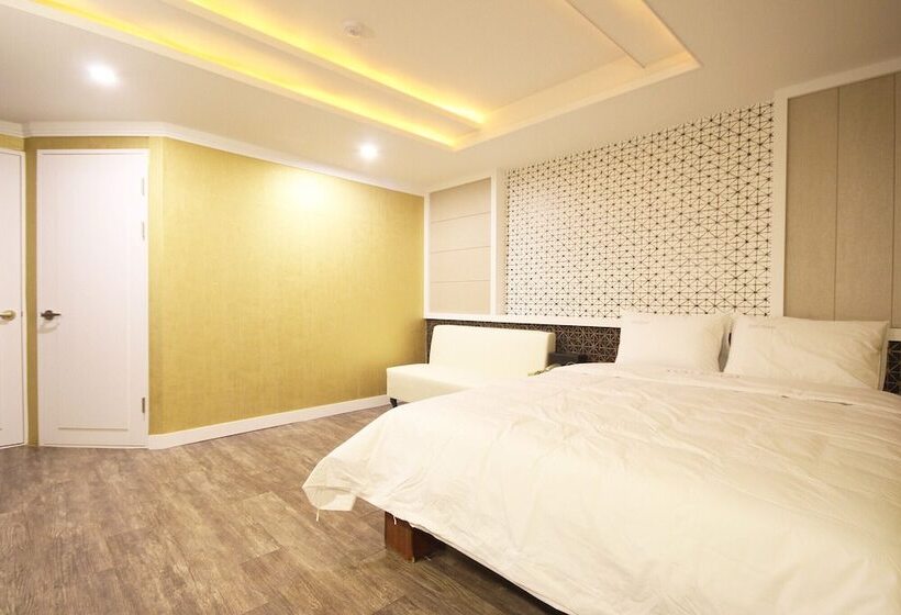 Отель Iksan Inn