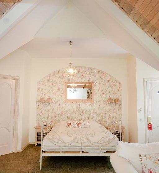 בית מלון כפרי Tsarskoe Podvoriye  Imperial Village  Comlex