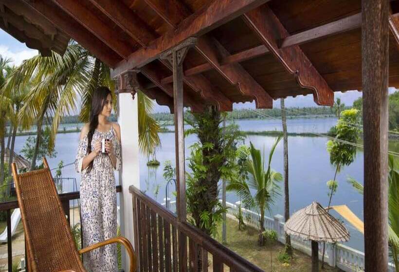 Отель Indriya Sands