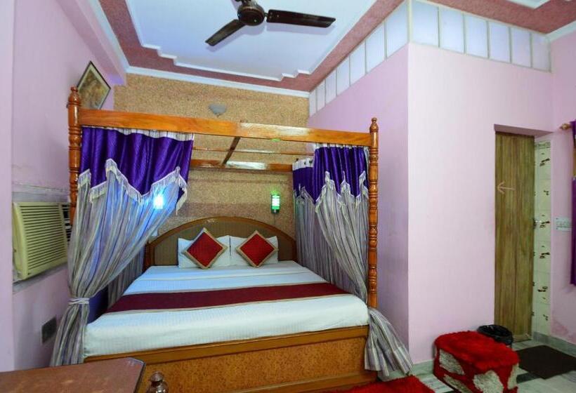 Отель Jai Maa Palace