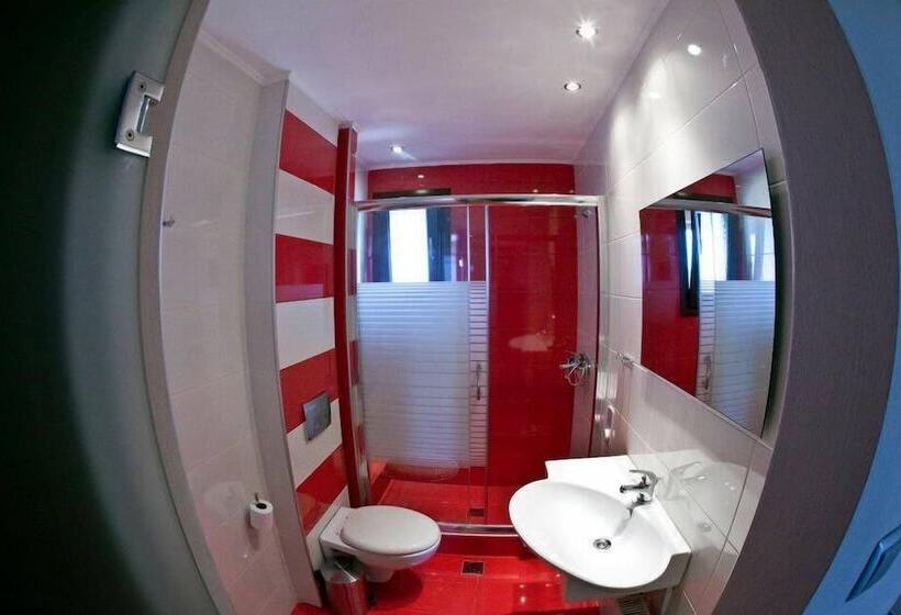 בית מלון כפרי Konaki