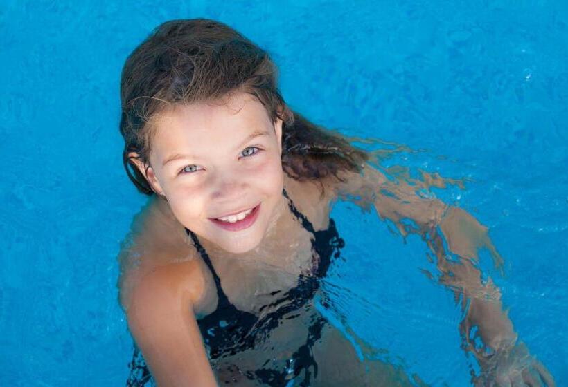 Отель Luxury Suites Bellevue