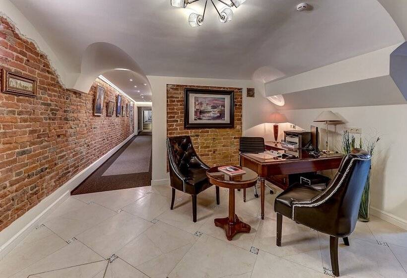 فندق Paul Apartments Boutique