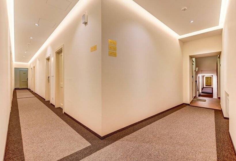 فندق Paul Apartments   Boutique