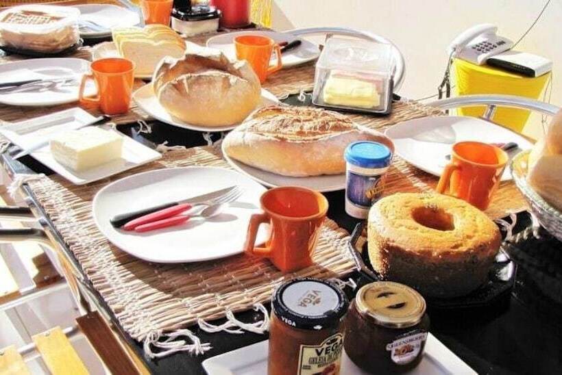 בית מלון כפרי Pousada Zorzi Beach