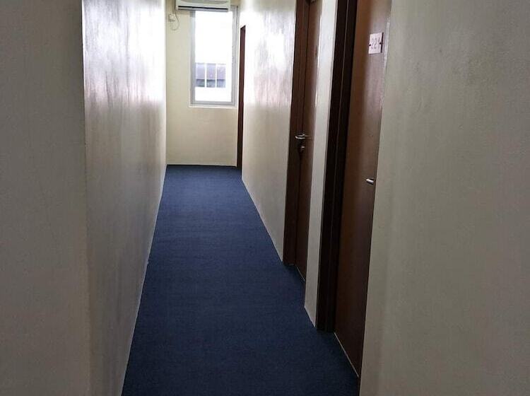 ホテル Salim Room