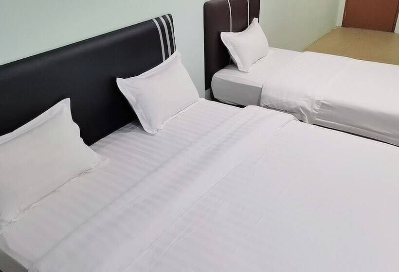 ホテル Salim Room