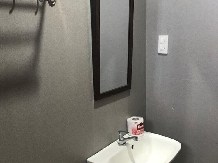 בית מלון כפרי Seabreeze Beach Lodge