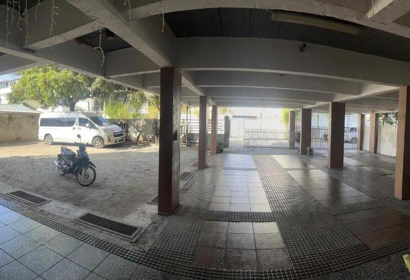 בית מלון כפרי Seabreeze Beach Lodge